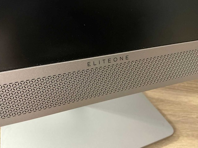 Desktop - hp - hp eliteone 800 g4 23.8-in nt gpu aio - afbeelding 2 van  3
