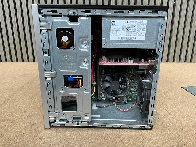 Desktop - hp - hp pavilion desktop pc 570-p0xx - afbeelding 4 van  4