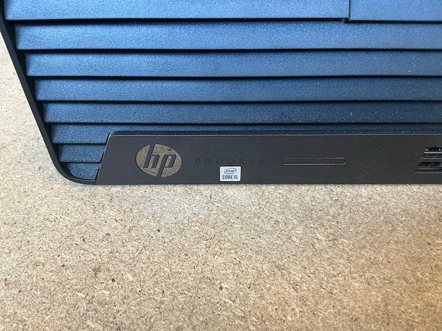Desktop - hp - hp prodesk 400 g7 small form factor pc - afbeelding 2 van  4
