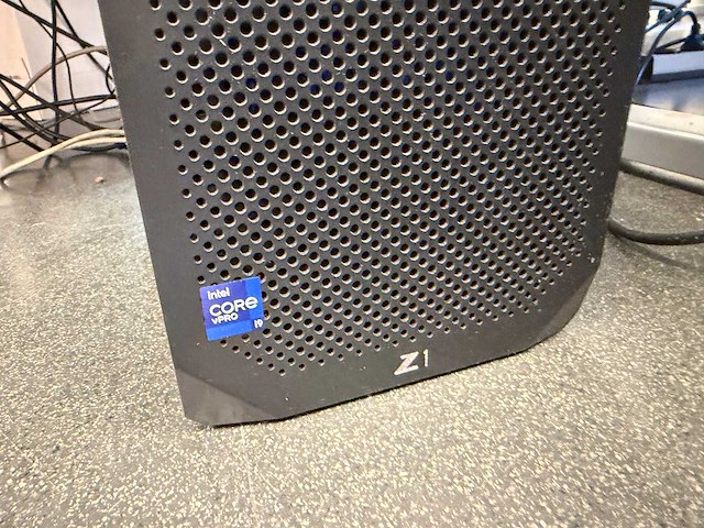 Desktop - hp - hp z1 g8 tower desktop pc - afbeelding 2 van  2