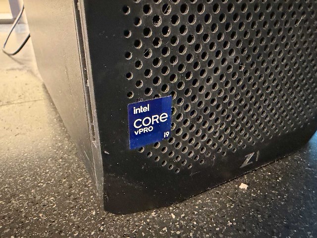 Desktop - hp - hp z1 g8 tower desktop pc - afbeelding 2 van  6