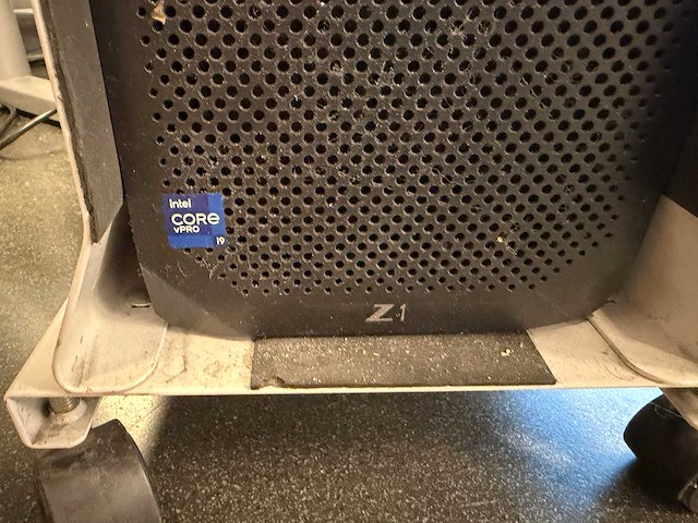 Desktop - hp - hp z1 g8 tower desktop pc - afbeelding 2 van  3