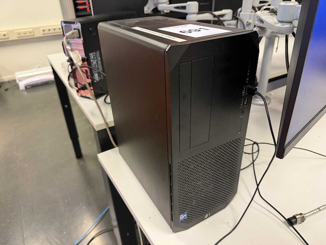 Desktop - hp - hp z1 g8 tower desktop pc - afbeelding 1 van  3
