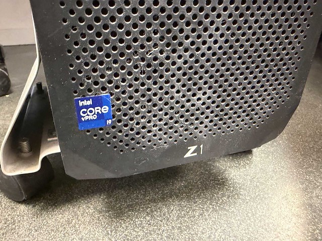 Desktop - hp - hp z1 g8 tower desktop pc - afbeelding 2 van  3