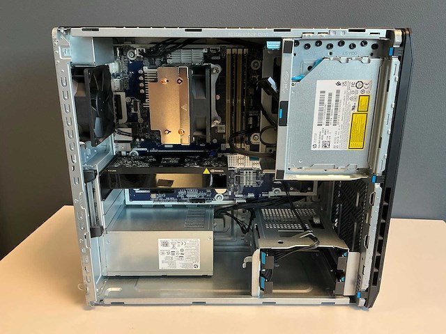 Desktop - hp - hp z2 tower g9 workstation desktop pc - afbeelding 4 van  5