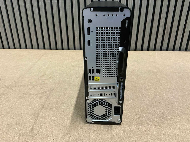 Desktop - hp - omnidesk slim desktop s03-0xxx - afbeelding 2 van  4