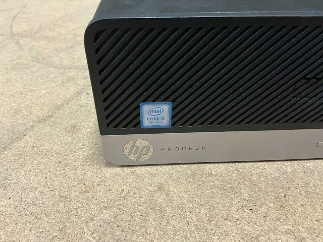 Desktop - hp - prodesk 400 g6 sff - afbeelding 2 van  4