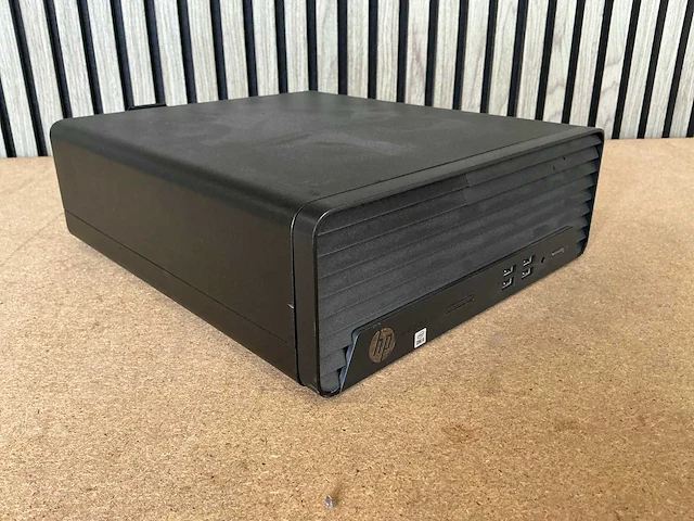 Desktop - hp - prodesk 400 g7 small form factor pc - afbeelding 1 van  4