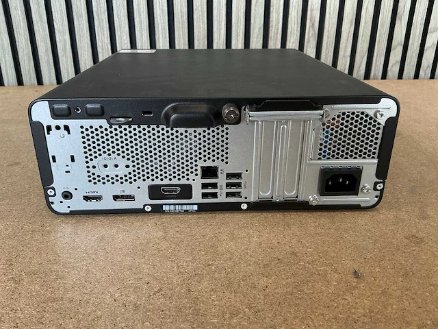 Desktop - hp - prodesk 400 g7 small form factor pc - afbeelding 2 van  3