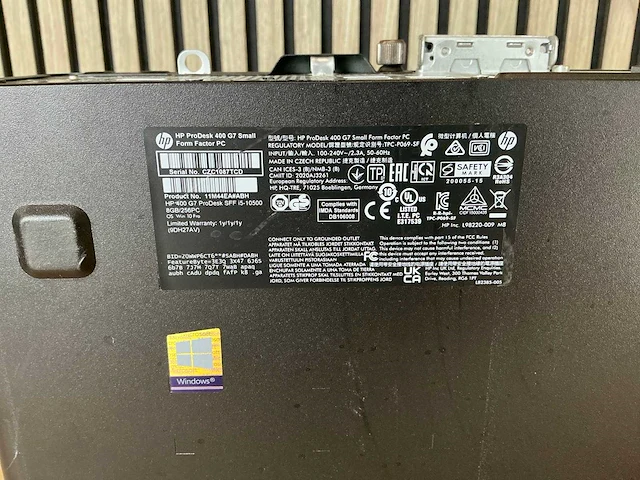 Desktop - hp - prodesk 400 g7 small form factor pc - afbeelding 3 van  3
