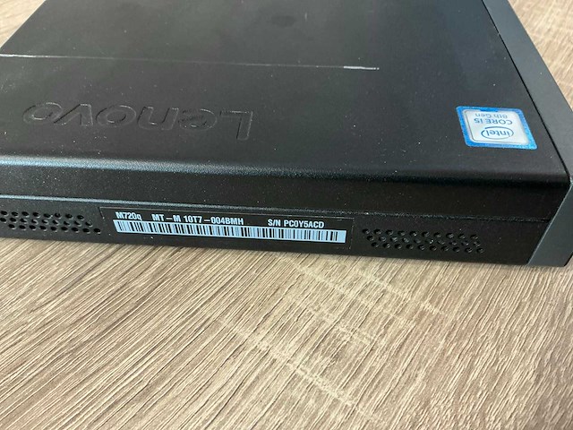 Desktop - lenovo - 10t7004bmh - afbeelding 2 van  3