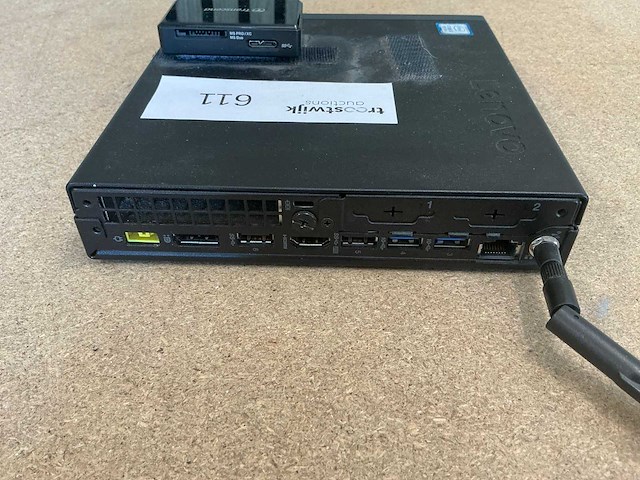 Desktop - lenovo - 10t7004lmh - afbeelding 5 van  5