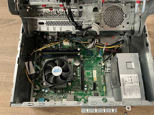 Desktop - lenovo - 11bh002rmh - afbeelding 4 van  4