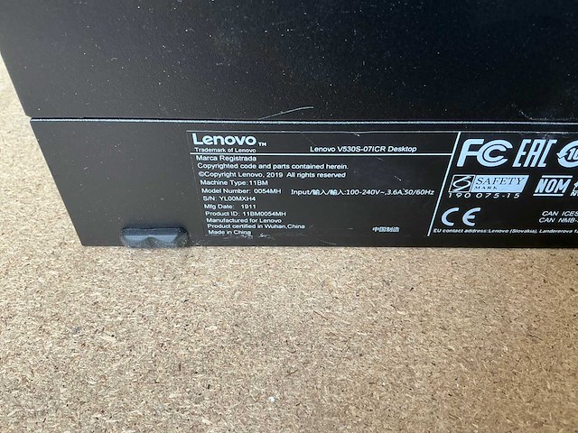 Desktop - lenovo - 11bm0054mh - afbeelding 4 van  4