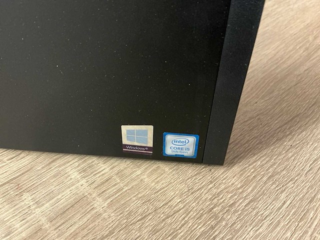 Desktop - lenovo - 11bm0055mh - afbeelding 1 van  4