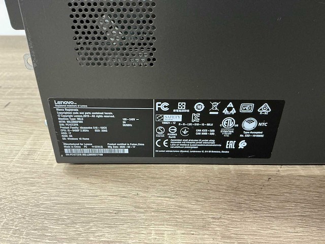 Desktop - lenovo - 90lu005fmh - afbeelding 3 van  5
