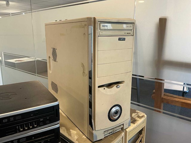 Desktop (15x) - afbeelding 8 van  9