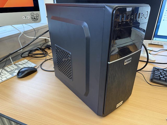 Desktop pc screenon. werkgeheugen 64 gb. hdd 1 tb. processor amd ryzen 3 3200 6 with radeon vega graphics 3... - afbeelding 1 van  5