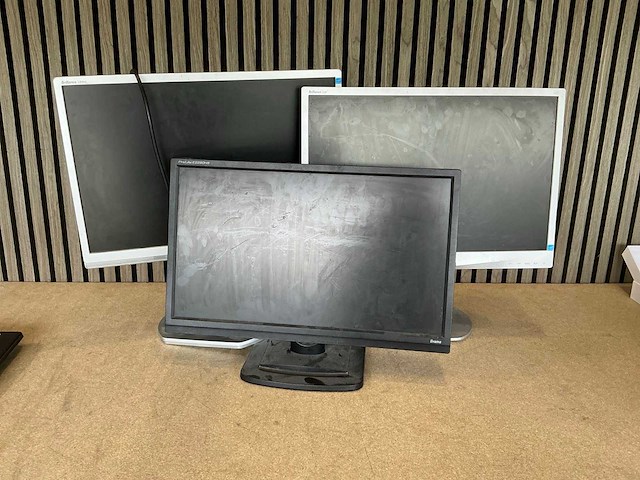 Desktops en monitoren (5x) - afbeelding 10 van  11