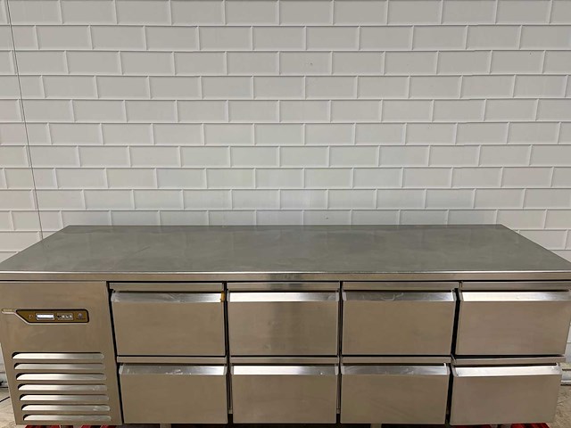 Desmon - rvs koelwerkbank voorzien van 8 lade - afbeelding 1 van  10