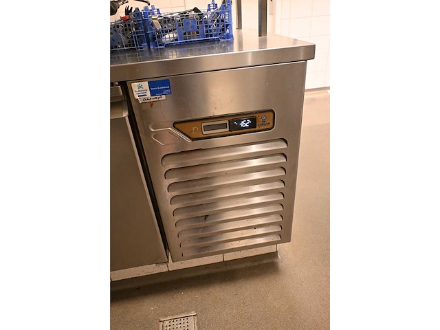 Desmon - tgb2-sp - 2 deurs rvs koelwerkbank - afbeelding 2 van  4