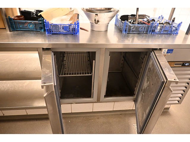 Desmon - tgb2-sp - 2 deurs rvs koelwerkbank - afbeelding 3 van  4
