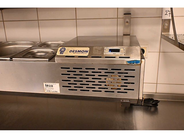 Desmon atr200-sv rvs saladette met wandbeugel - afbeelding 2 van  4