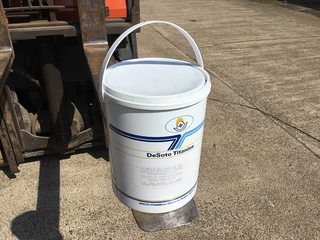 Desoto tiranine 100 liter verf - afbeelding 1 van  1
