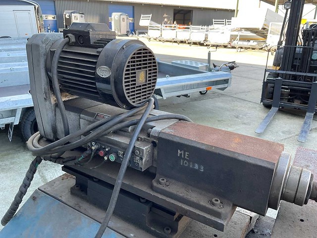 Desoutter horizontale boormachine - afbeelding 10 van  12