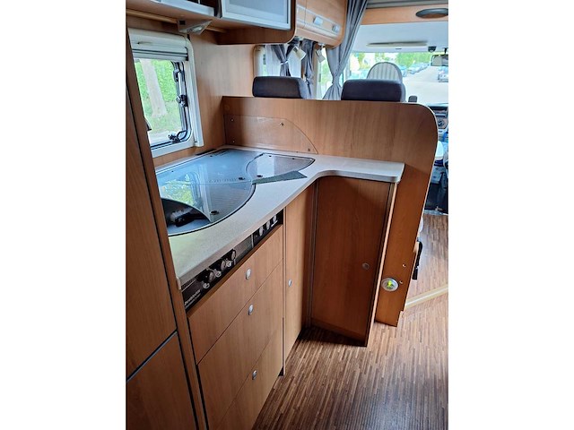 Dethleffs 2007 i 6571 camper 17-xj-tk - afbeelding 9 van  10