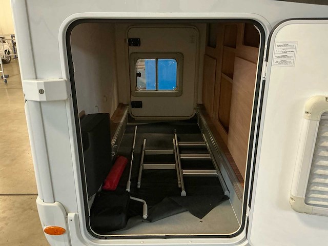 Dethleffs integraal globebus camper - afbeelding 5 van  45