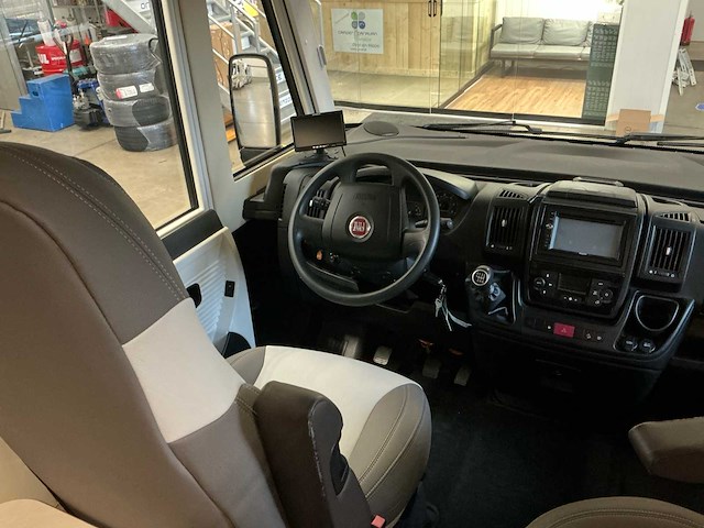 Dethleffs integraal globebus camper - afbeelding 10 van  45