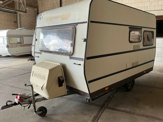 Dethleffs nomad caravan - afbeelding 1 van  18