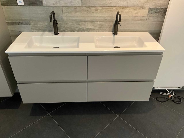 Detremmerie - cloud grey lac - badmeubelset 140 cm - afbeelding 5 van  24