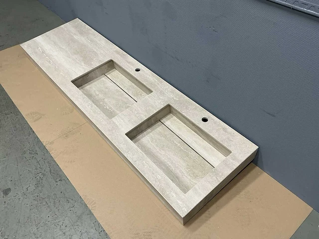 Detremmerie - marmeren wastafel 180 cm - afbeelding 1 van  9