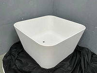 Detremmerie - vic - top solid mat - vrijstaand bad ca. 124 x 121 cm