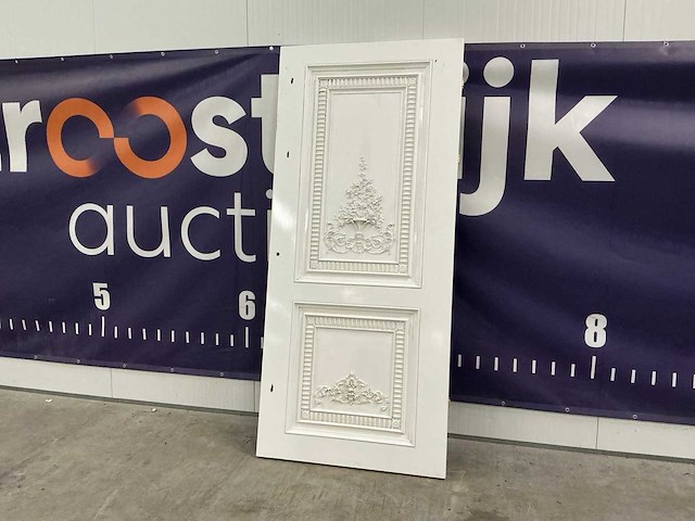 Deur met houtsnijwerk (2x) - afbeelding 2 van  8