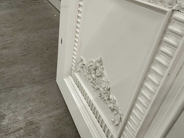 Deur met houtsnijwerk (2x) - afbeelding 7 van  8