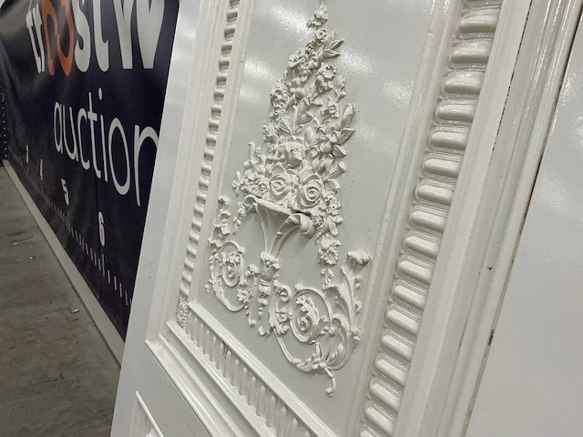 Deur met houtsnijwerk (2x) - afbeelding 7 van  8