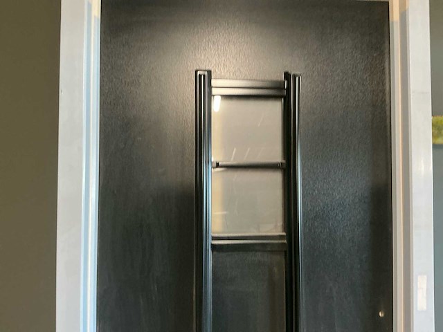 Deur met kozijn. - afbeelding 4 van  5