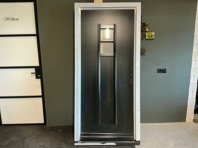 Deur met kozijn. - afbeelding 5 van  5