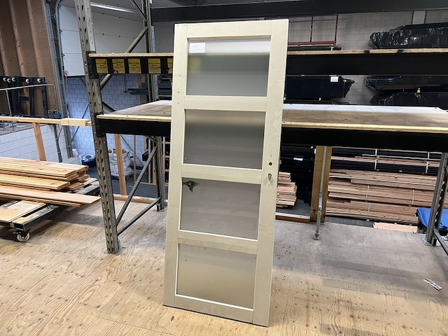 Deur, wit gespoten hillhout - afbeelding 1 van  3