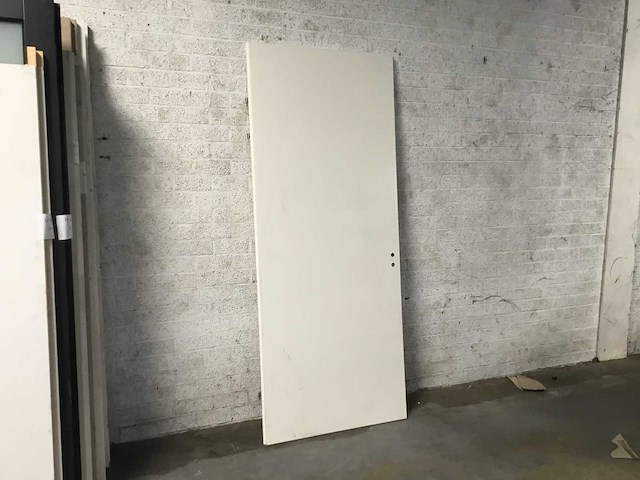 Deur - afbeelding 1 van  4