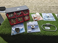Deurbeslag in magazijnbak en bad accessoires mix kavel, diverse - afbeelding 4 van  11