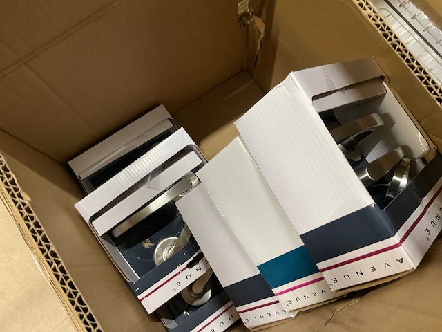 Deurbeslag retouren en samples - afbeelding 25 van  33