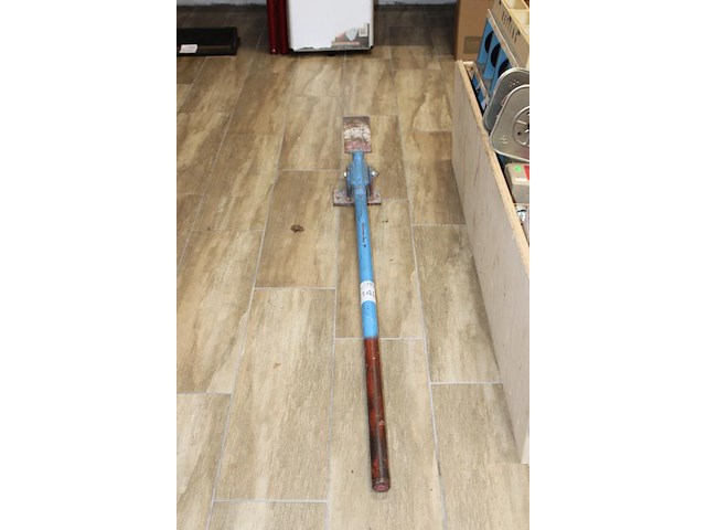 Deurenwipper. - afbeelding 2 van  2