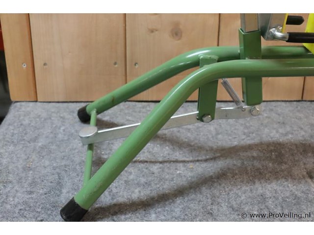 Deurklem voor het klemmen van deuren tijdens montage en bewerking - afbeelding 3 van  4