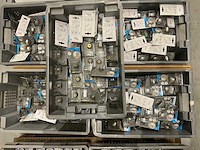 Deurstoppers en briefbusklep - afbeelding 10 van  24