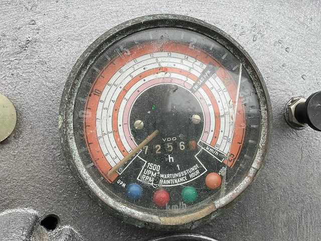 Deutz - 1968 - 4006 - tractor - afbeelding 9 van  25