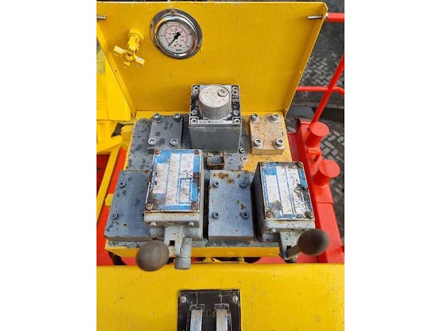 Deutz - 2000 - zelf varend - ponton - afbeelding 9 van  16